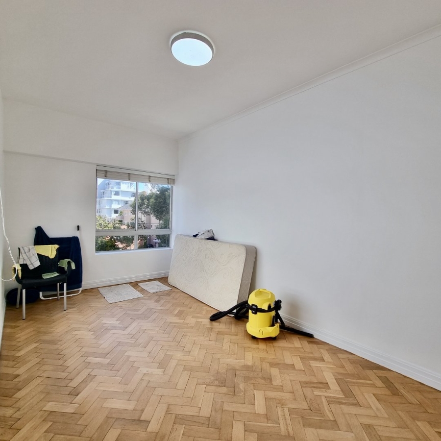 3 Bedroom Property for Sale in Sea Point Western Cape